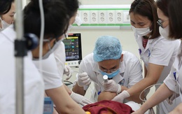 Xe 29 chỗ lao xuống vực ở Tam Đảo: Có 1 nạn nhân nữ bị thương rất nặng