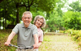 Nghỉ hưu rồi mới hiểu: Không phải giàu hay nghèo, đạt được 5 điều này mới là phúc khí lớn nhất