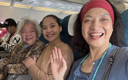 Ấm áp hình ảnh 3 chị em nhà NSND Lê Khanh đưa mẹ - NSƯT Lê Mai đi du lịch