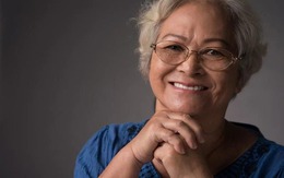 Xách vali rời đi sau 15 năm làm giúp việc, tôi bị giữ lại vì một lý do không ngờ