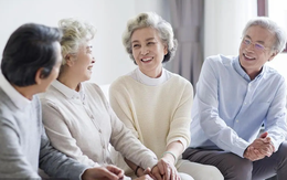 Bước qua tuổi 60: 4 câu tuyệt đối đừng nói trước mặt người quen, nói ra là hối hận!