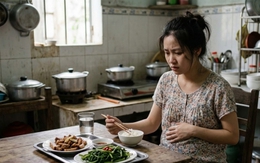 Chồng đi làm xa, tôi lủi thủi bên mâm cơm "tiết kiệm" của mẹ chồng khi ốm nghén