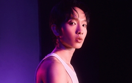 Ca sĩ Hoàng Dũng bất ngờ công bố đã kết hôn, bà xã là ai?