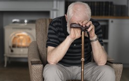 Cho tiền tỷ học đại học nhưng nhận lại sự oán trách: Người cha buộc phải đuổi con trai khỏi nhà