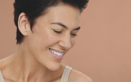 Retinol là gì mà được ví như 'tiêu chuẩn vàng' trong chăm sóc da?