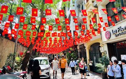 Tin sáng 11/4: Không có kỳ nghỉ lễ kéo dài 9 ngày trong tháng 4/2026; TP.HCM đề xuất 3 phương án miễn phí xe buýt