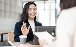 8 thói quen của phụ nữ bản lĩnh: Không cần dựa dẫm vẫn sống rực rỡ