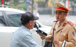 Tin sáng 16/4: Cục CSGT lên tiếng về thông tin nâng mức phạt Nghị định 168; Những ai không phải xác thực thuê bao di động?