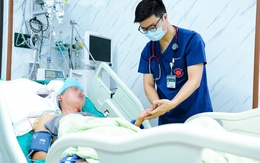 Phòng ngừa đột quỵ: 5 nguyên tắc tắm an toàn trong ngày nắng nóng