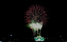 Huyền ảo đêm Cố đô: Khi pháo hoa thắp sáng giấc mơ ngàn năm