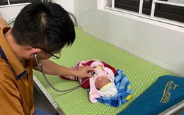 Bé trai sơ sinh bị bỏ rơi trong đêm bên cầu