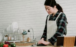 Rời nhà chủ sau 10 năm giúp việc, món quà cuối cùng khiến tôi lặng người