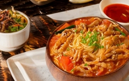 4 món mì siêu ngon nấu chỉ 15 phút giúp bữa sáng nhàn tênh lại cung cấp đủ dưỡng chất, ai ăn cũng khen