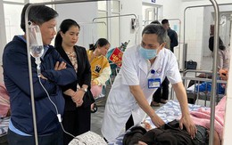 Hàng chục người nhập viện nghi ngộ độc sau ăn bánh mì