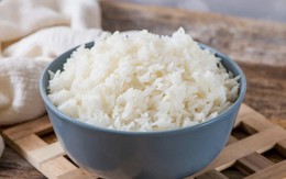 Bí quyết "hồi sinh" cơm nguội ngày hè: Thơm dẻo như cơm mới, tuyệt đối an toàn