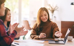 3 cung hoàng đạo kín đáo: Cười nói vui vẻ nhưng nỗi buồn chẳng ai hay