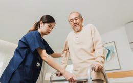 Biến cố tuổi già khiến cụ ông cay đắng nhận ra: Có tiền tiết kiệm còn đáng tin hơn trông chờ vào con
