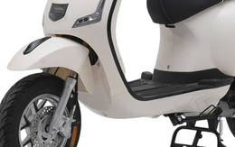 Lái xe máy điện giá chưa tới 16 triệu đồng ở Việt Nam thiết kế xinh xắn, đi 73 km/sạc rẻ hơn cả xe số Wave Alpha