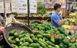 Loại quả được ví là ‘nữ hoàng trái cây’ đang vào mùa bán đầy thị trường giá rẻ bèo, chị em thi nhau đặt hàng chiêu đãi gia đình