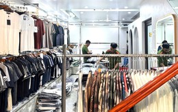 Ham lợi nhuận cao, chủ cửa hàng bán gần 1.500 sản phẩm giả thương hiệu nổi tiếng