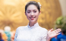 Á hậu 1 Hoa hậu Việt Nam vừa được thăng quân hàm Thượng úy