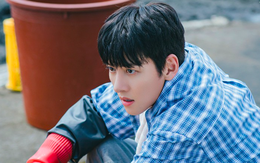 Thời thơ ấu của Ji Chang Wook: Cha mất sớm, làm bốc vác, phụ mẹ bán hàng