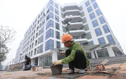 Chỉ 6 tháng đầu năm, Hà Nội đồng loạt khởi công 5 tuyến đường sắt đô thị, 107 dự án NƠXH và mạnh tay xử lý 5 điểm nghẽn lớn