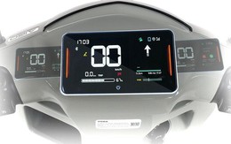 Vì sao xe máy điện giá 43 triệu đồng công nghệ cao cấp, đi tới 300km/lần sạc lại có sức hút mạnh mẽ dù mới bán ở Việt Nam?