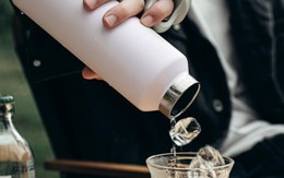 Nếu bạn đang đựng nước vào bình giữ nhiệt, cần được biết điều quan trọng này