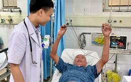 Người đàn ông 68 tuổi đột quỵ, may mắn hồi phục nhờ làm việc này