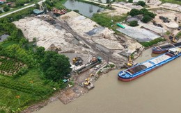 Vụ bến bãi DN Quang Tuấn thuê lại ở Hưng Yên: Chi cục Thủy lợi nói 'đã làm hết mức', địa phương vẫn chưa xử lý