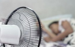 Mẹo bật quạt khi ngủ không lo bị cảm lạnh hay khô da