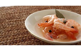 Vỏ tôm hay thịt tôm giàu dinh dưỡng hơn? Nhiều người vẫn hiểu sai về nguồn canxi