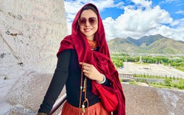 Jennifer Phạm bình yên ở Tây Tạng