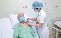 Người đàn ông 75 tuổi ung thư thanh quản, khối u che gần kín đường thở được cứu nhờ cuộc phẫu thuật đặc biệt