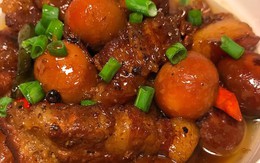 Kho thịt đừng chỉ dùng nước lọc, thêm loại nước quen thuộc giải khát ngày hè này giúp thịt mềm, ngọt và màu đẹp tự nhiên