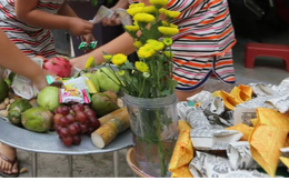 Bí quyết "giật cô hồn" chuẩn văn minh, giữ gìn nét đẹp rằm tháng 7 thời hiện đại