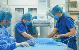 Người phụ nữ 68 tuổi bị đột quỵ 2 lần trong chưa đầy 24 giờ vì cục máu đông 'đổi hướng'