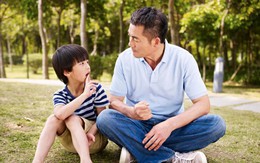 Đàn ông EQ thấp thường lớn lên bên cạnh 3 kiểu người cha này