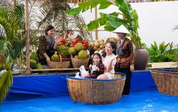 Hàng trăm em nhỏ thích thú trải nghiệm miền Tây sông nước ngay giữa lòng Hải Phòng