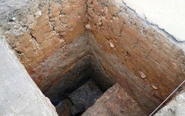 Đào đất, người dân phát hiện vật hình trụ dài 3m màu lạ, chuyên gia xác nhận báu vật hơn 1.000 năm tuổi