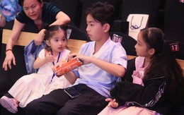 Khoảnh khắc đời thường của 3 người con nhà Khánh Thi - Phan Hiển