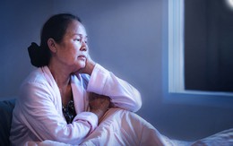 Ngoài 70 tuổi tôi mới thấm: Có một kiểu 'hiếu thảo' của con cái khiến tuổi già cha mẹ càng tủi thân
