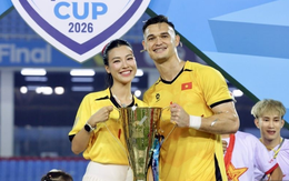 Bật mí điều ít biết về chàng trai có hành động ngọt ngào với MC Hoàng Oanh trên SVĐ Mỹ Đình