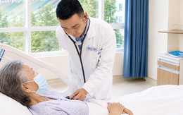 Tiết dịch giống sữa, người phụ nữ 68 tuổi phát hiện u tuyến yên gần 5 cm