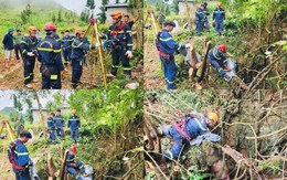 Tuyên Quang: Xuyên đêm cứu nạn người đàn ông rơi xuống hang sâu hơn 40m