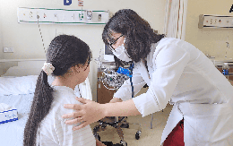 Bé 8 tuổi điều trị viêm phế quản, bất ngờ phát hiện suy tuyến thượng thận
