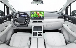 MPV 6 chỗ giá 345 triệu đồng công suất 184 mã lực, phạm vi hoạt động 510km, rộng ngang Toyota Innova