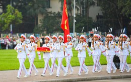 Nghìn người đến Quảng trường Ba Đình từ 4h dự Lễ Thượng cờ ngày Quốc Khánh