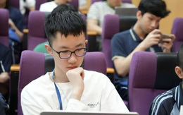 Chân dung thần đồng 13 tuổi được ví như Elon Musk tương lai